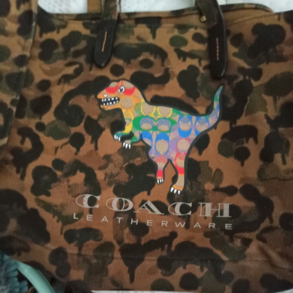 Coach Leather ware